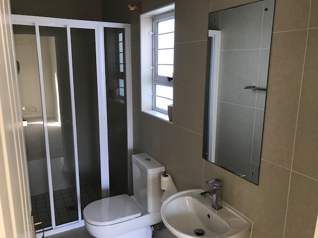 To Let 3 Bedroom Property for Rent in Sunningdale Western Cape